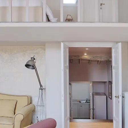 Vivaldi Terrace Apartman *